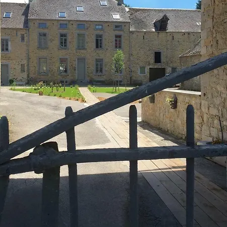 Chante-pierre Bed & Breakfast