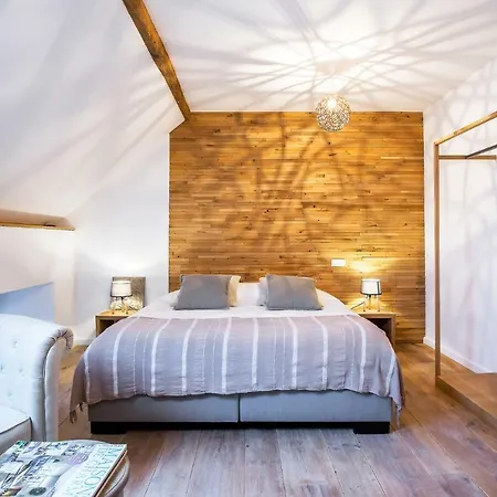 Chante-pierre Bed & Breakfast *